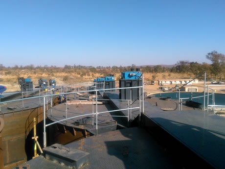 高（gāo）效濃縮機