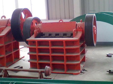 石灰岩顎（è）式破碎機