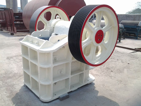 白榴石破碎機