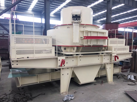 米石製砂機是利用高速運動的物料相互撞（zhuàng）擊進行破碎