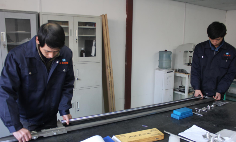 軸類產品常規長度公差遊標卡尺檢測